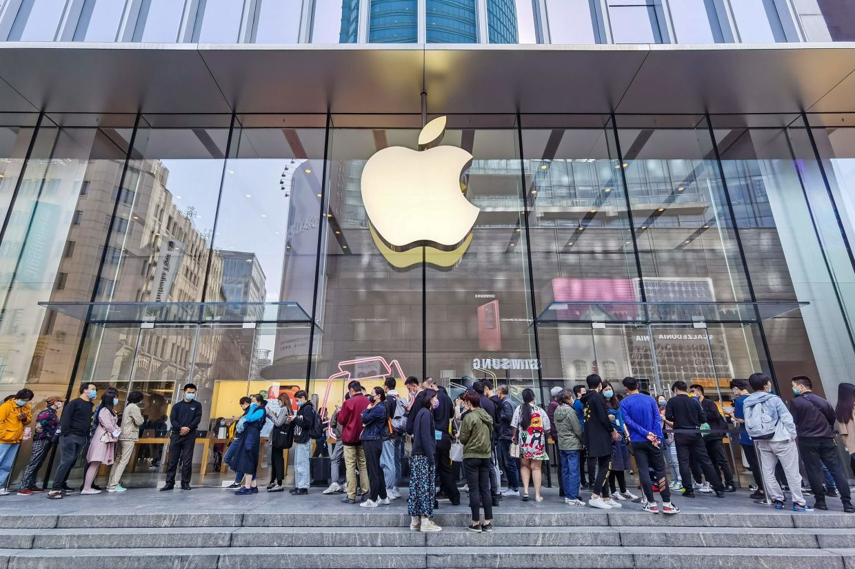 How to build a self-sustaining community like Apple